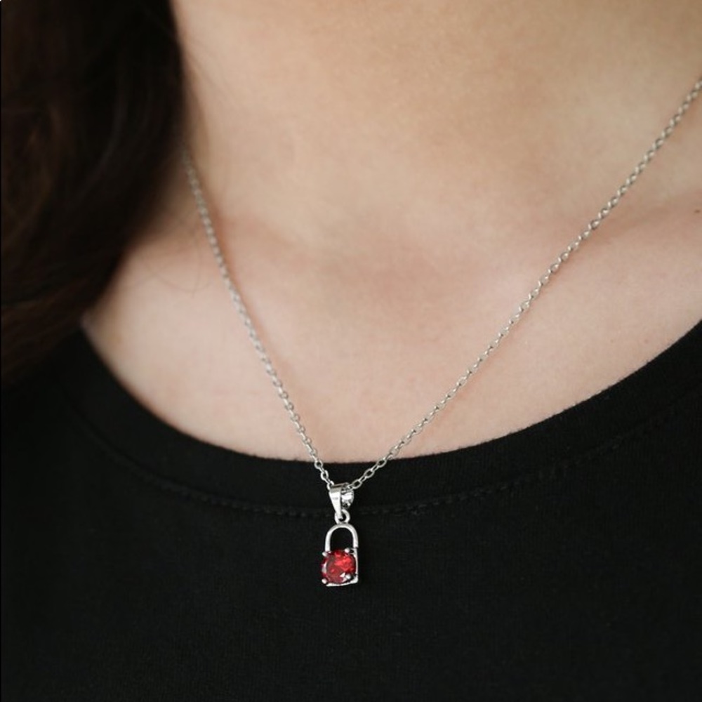 3/$10 “Best Of LOCK” necklace and earrings